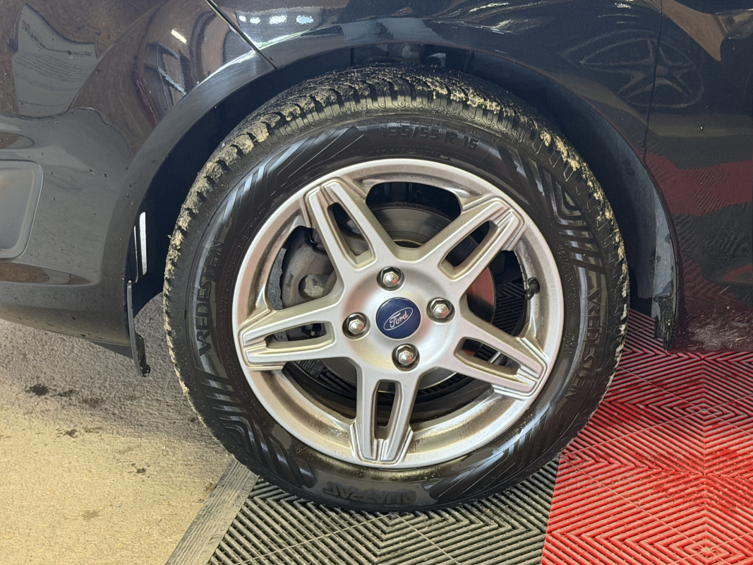 Ford Fiesta — 16