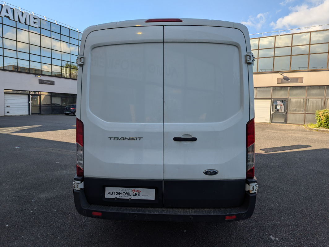 Ford Transit — 2