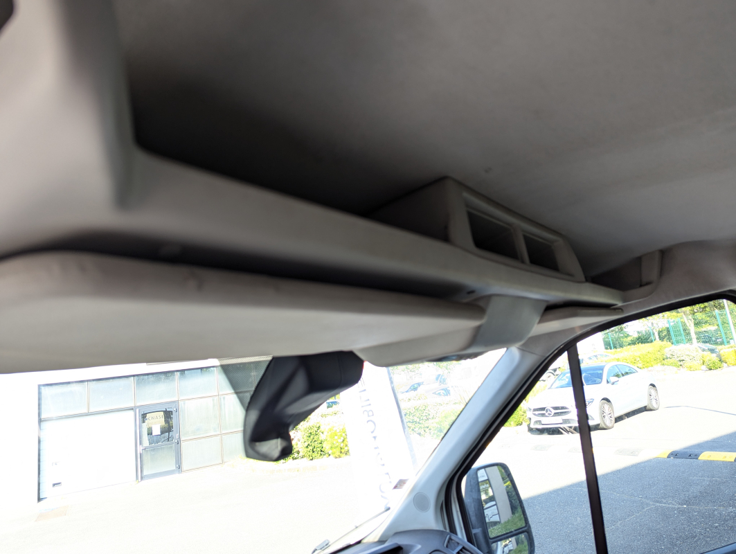 Ford Transit — 14