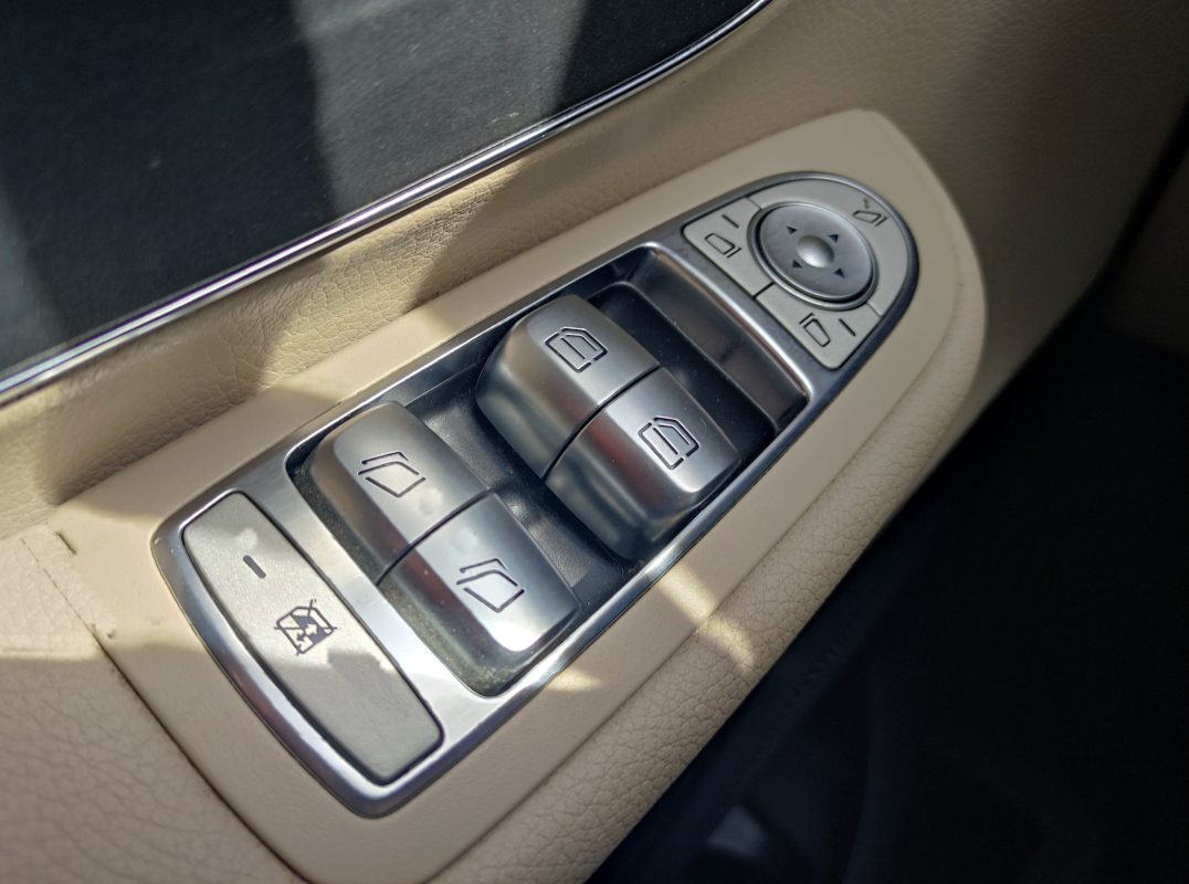 Mercedes Marco Polo — 34