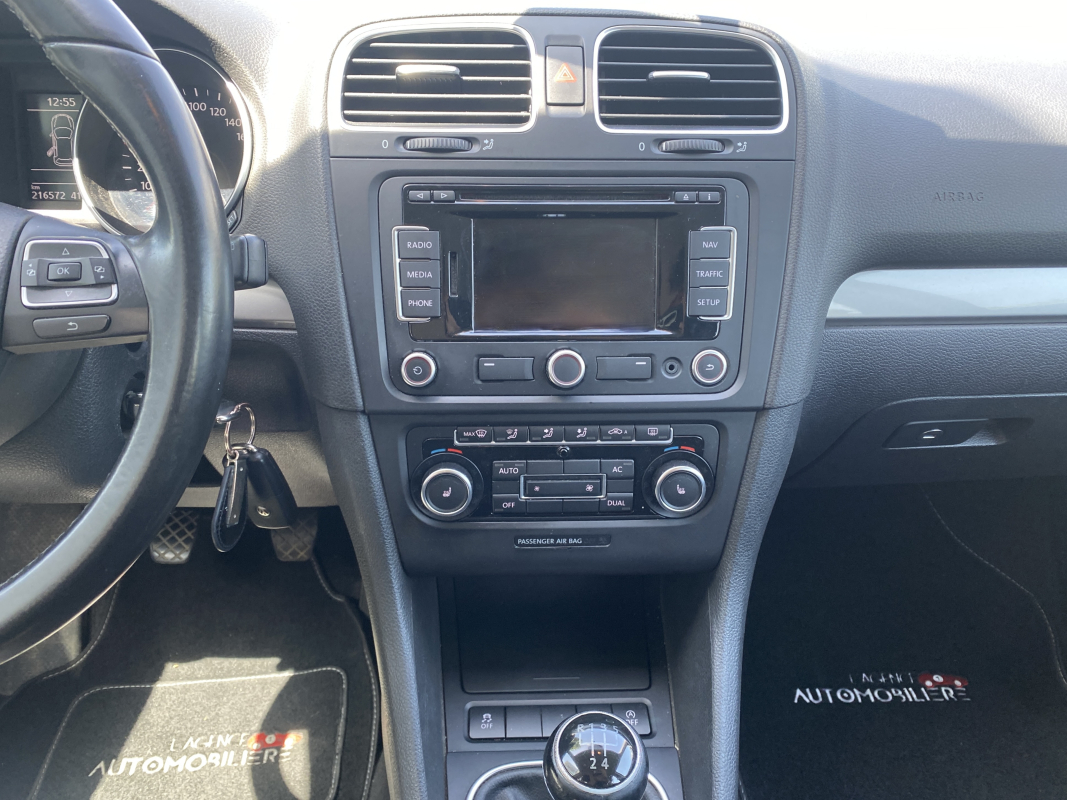 Volkswagen Golf — 18