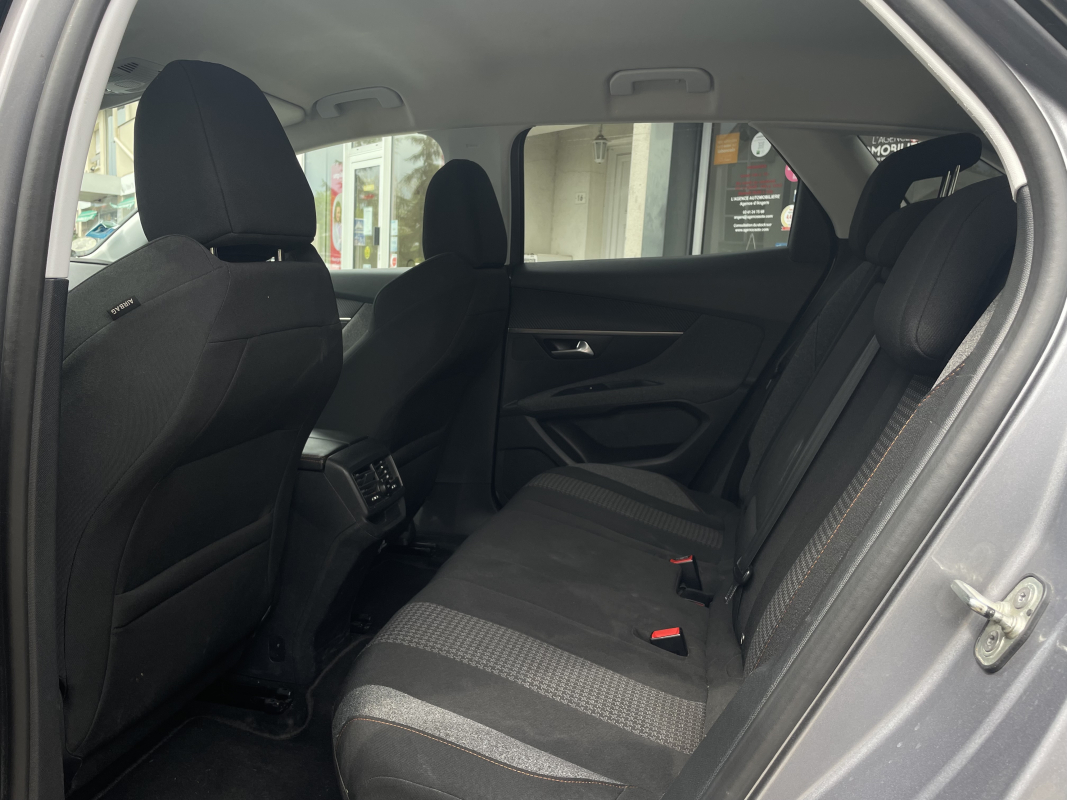 Peugeot 3008 — 19