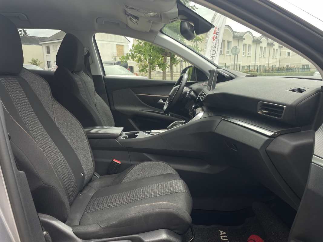 Peugeot 3008 — 13