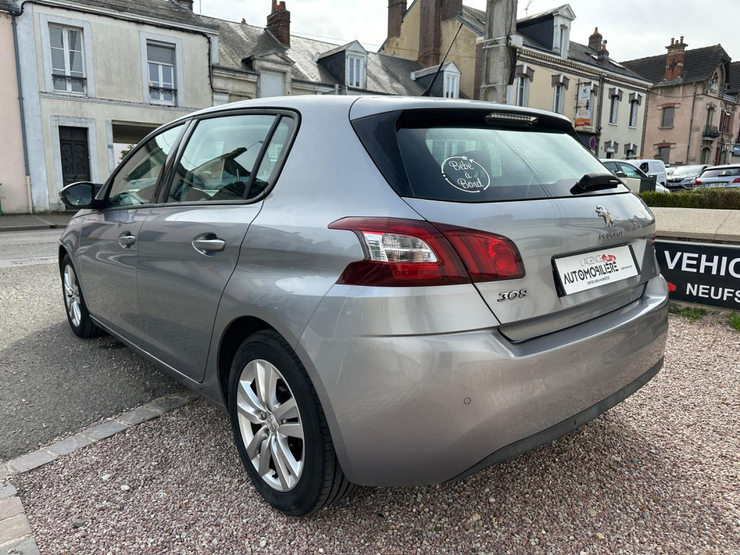 Peugeot 308 — 4
