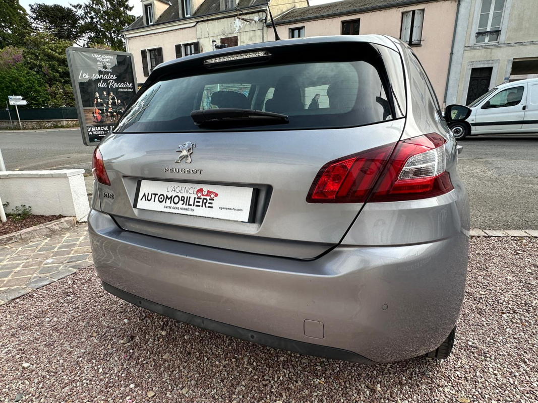 Peugeot 308 — 5