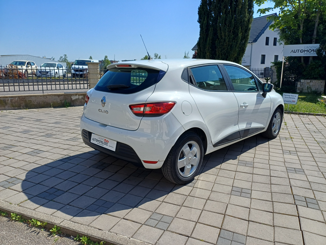 Renault Clio — 5