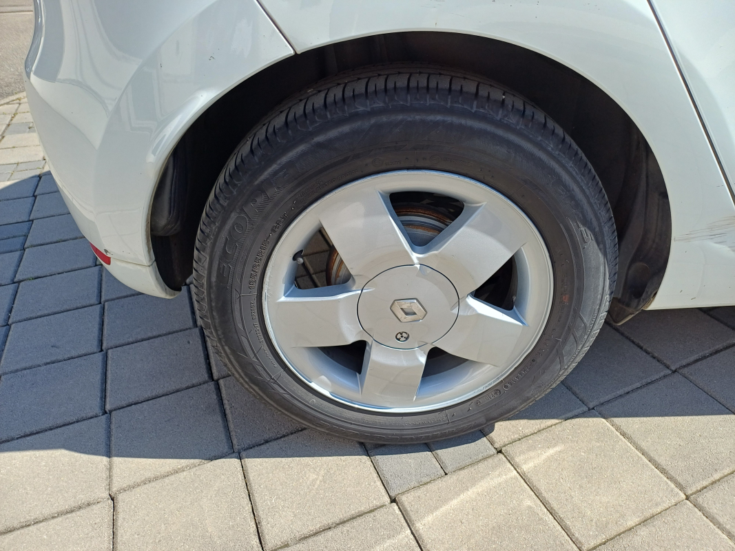 Renault Clio — 26