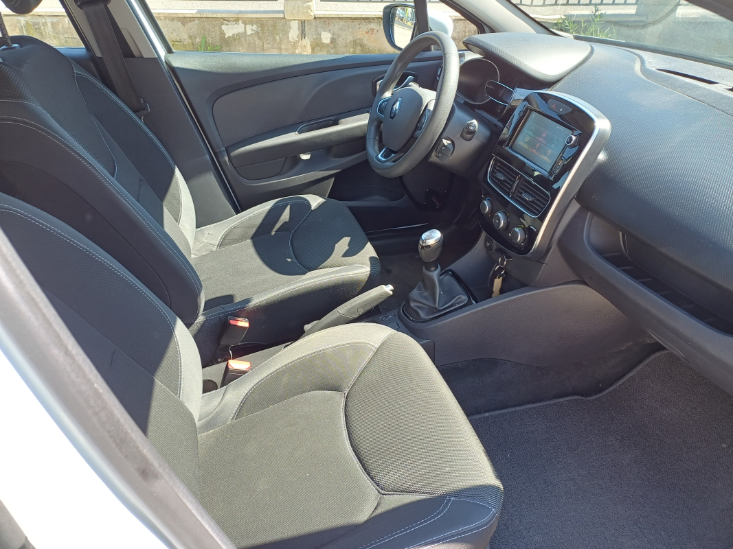 Renault Clio — 18