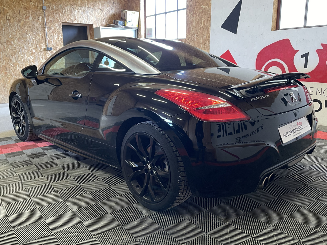 Peugeot RCZ — 3