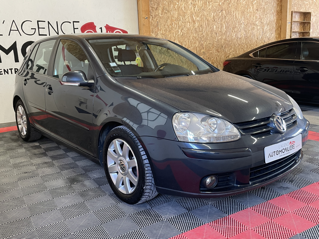 Volkswagen Golf — 7