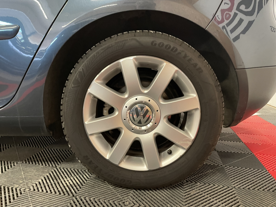 Volkswagen Golf — 20