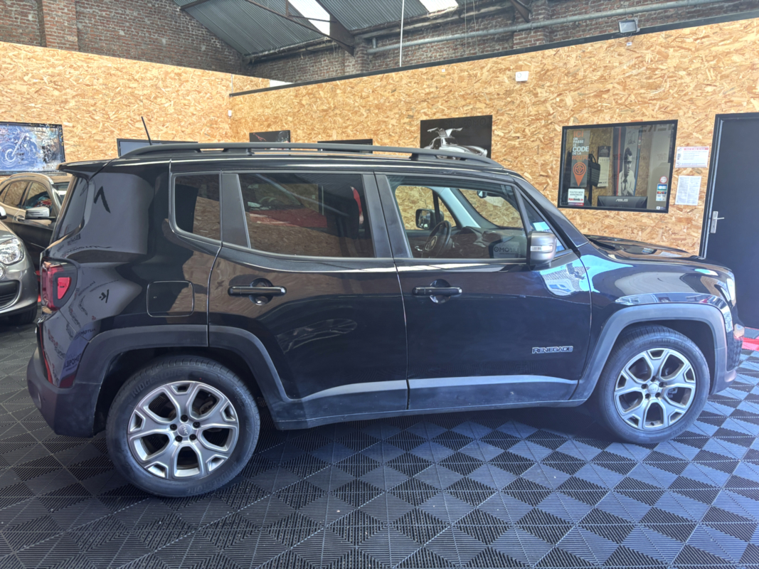 Jeep Renegade — 4