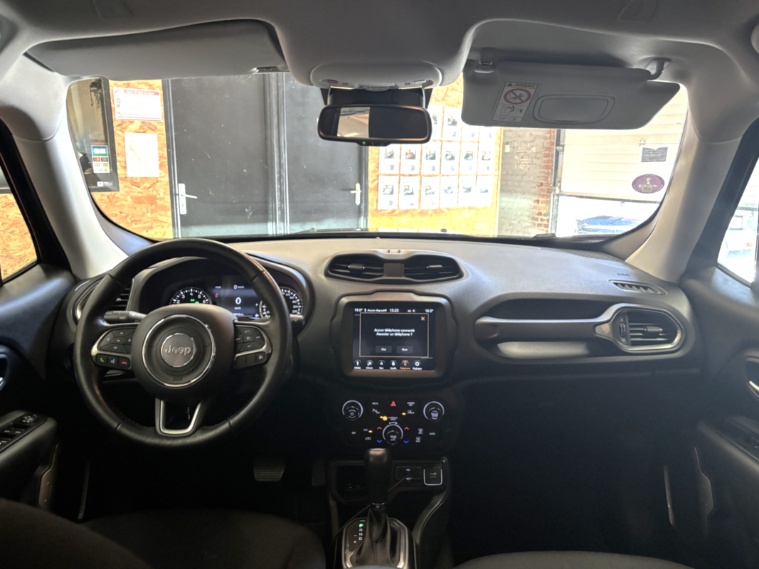 Jeep Renegade — 17