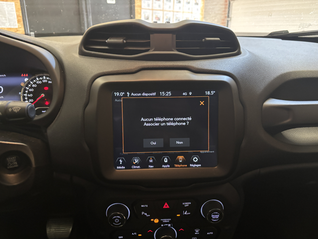 Jeep Renegade — 20