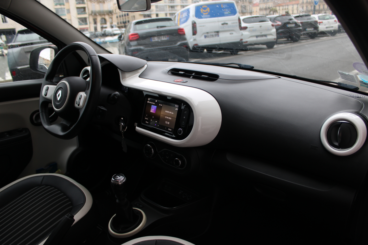 Renault Twingo — 9