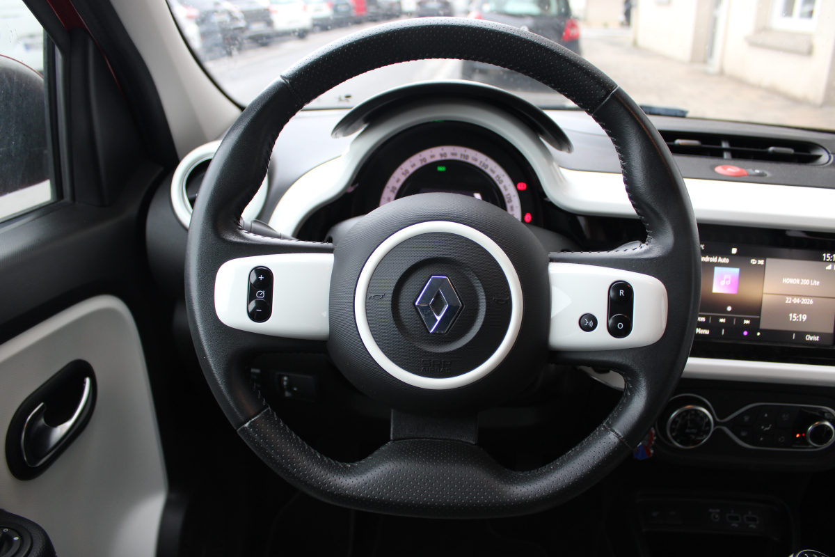 Renault Twingo — 16