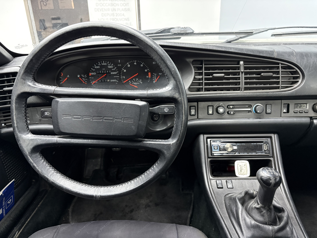 Porsche 944 — 20