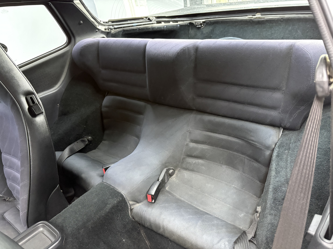 Porsche 944 — 28
