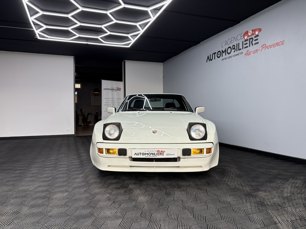 Porsche 944 — 11