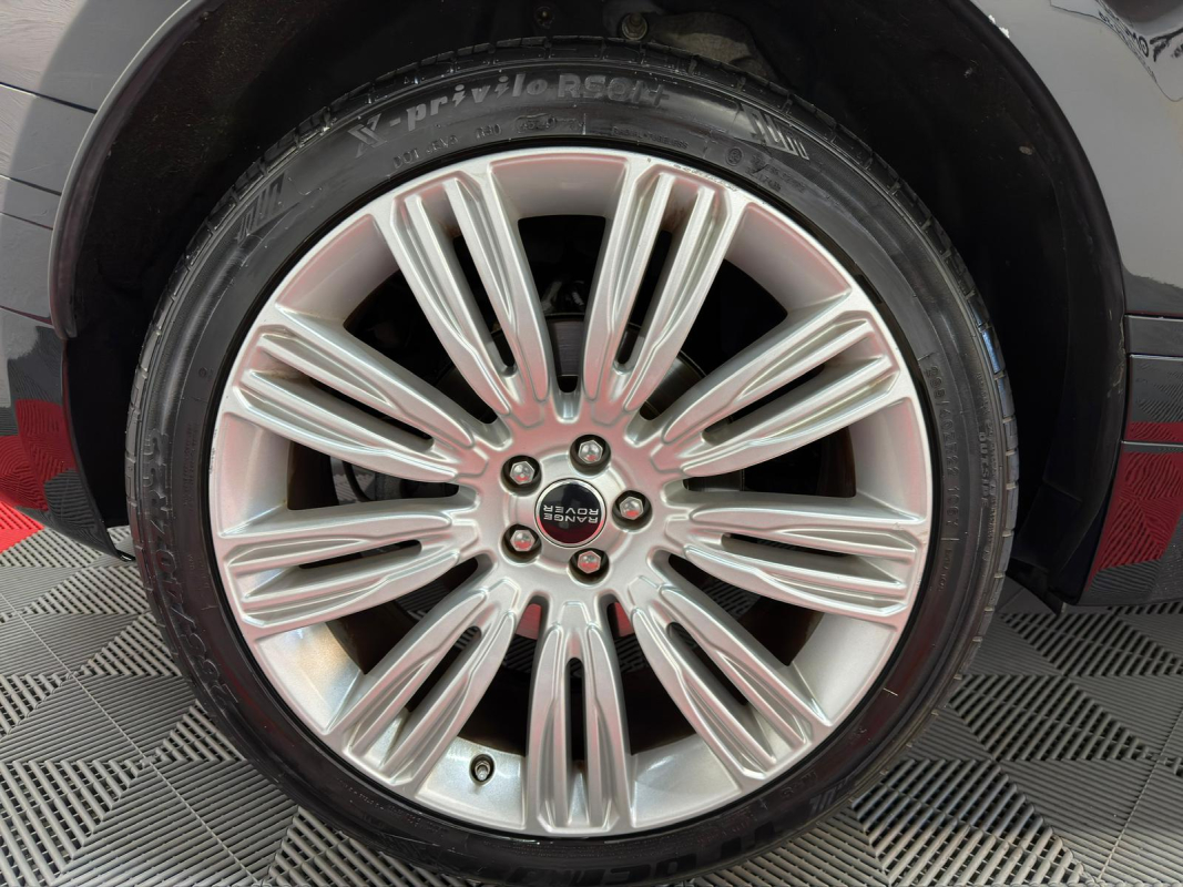 Land Rover Range Rover Velar — 31