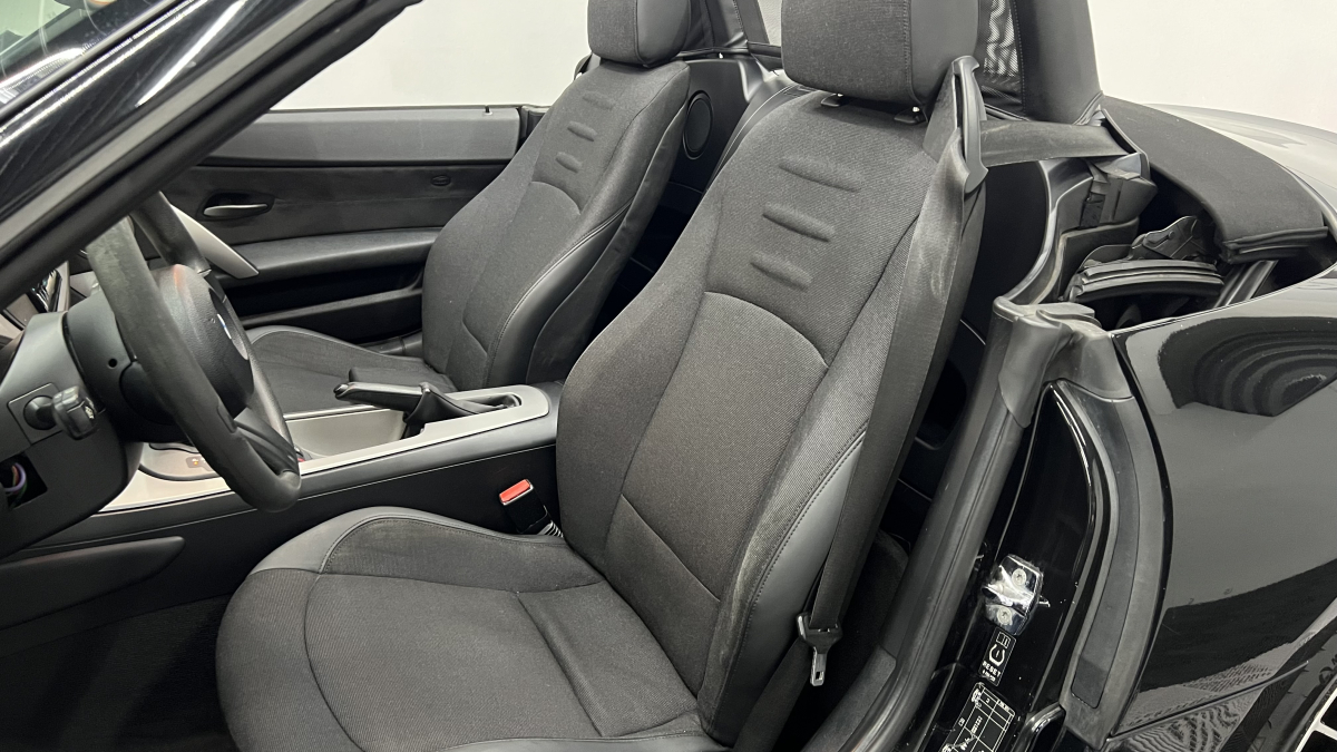 Bmw Z4 Roadster — 14