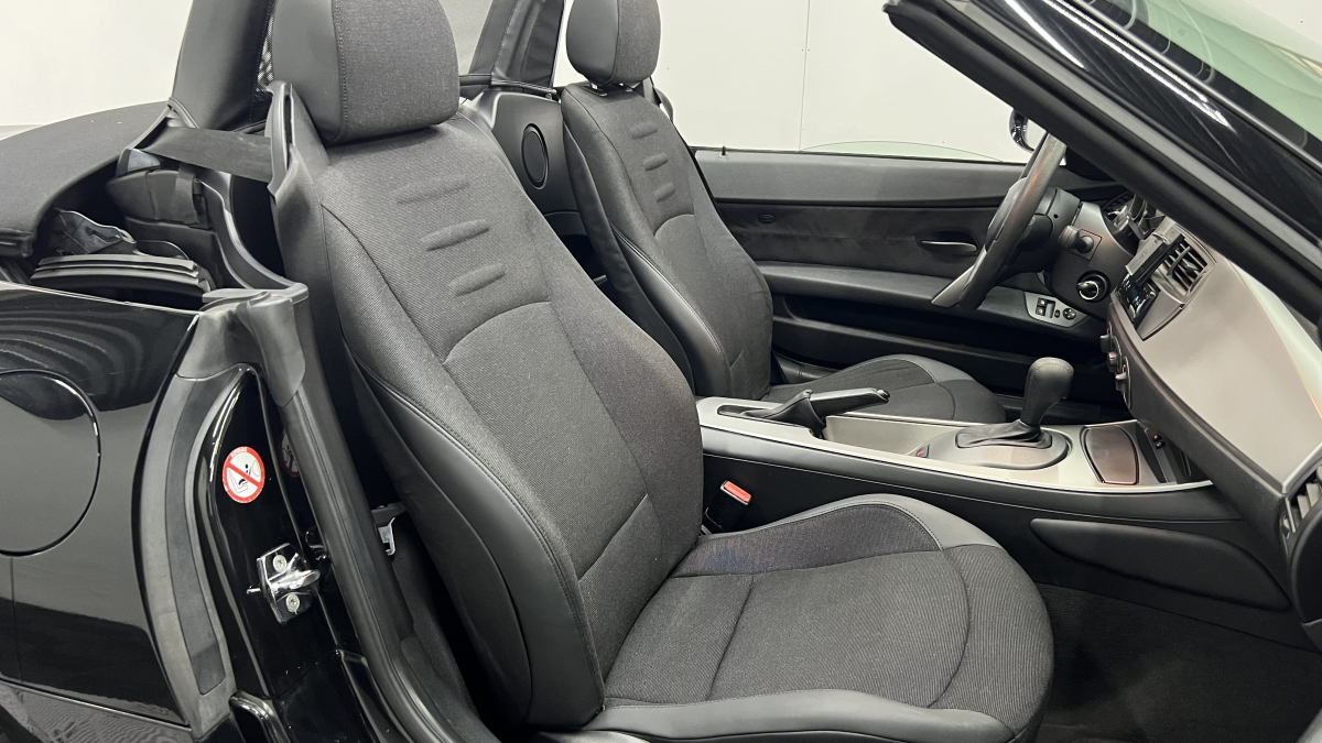 Bmw Z4 Roadster — 17