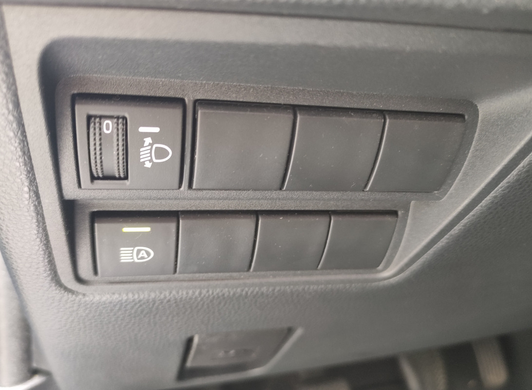 Toyota Yaris — 23