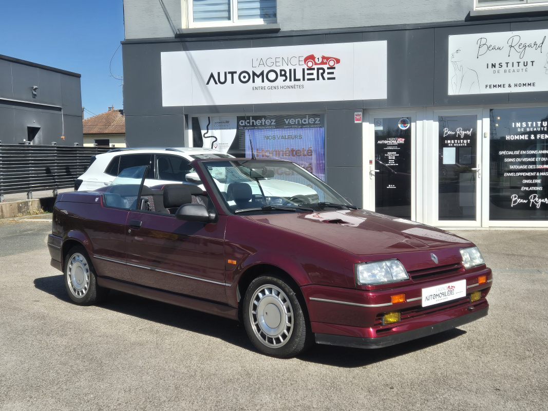 Renault 19