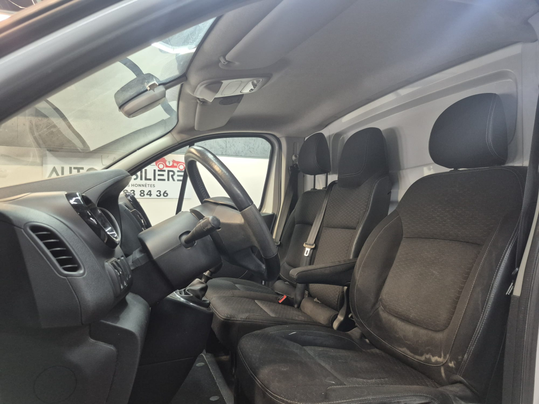 Opel Vivaro — 13