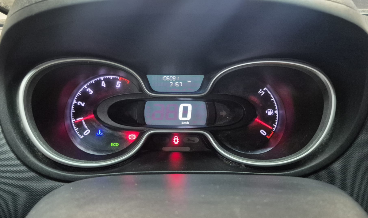 Opel Vivaro — 14