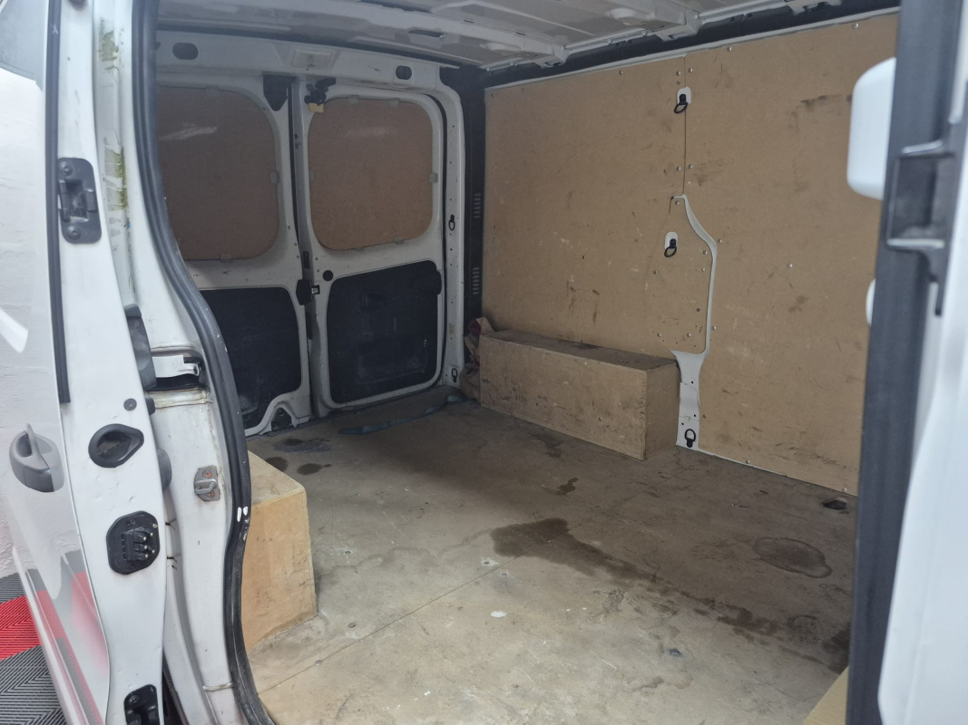 Opel Vivaro — 23