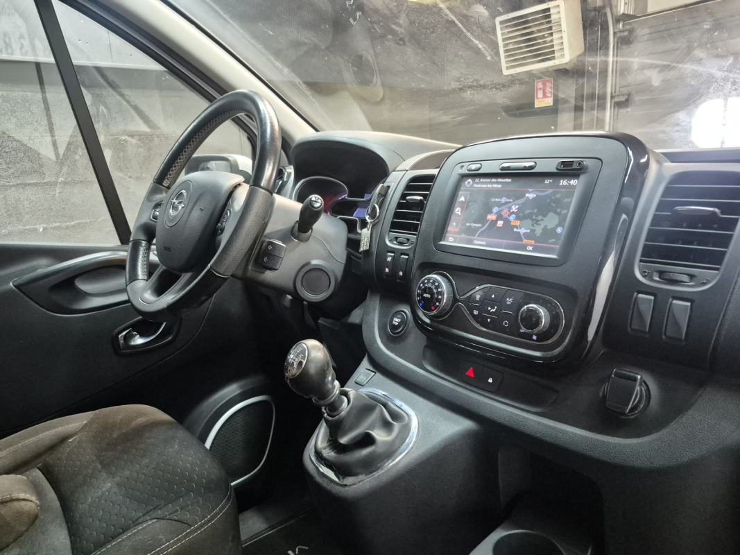 Opel Vivaro — 22