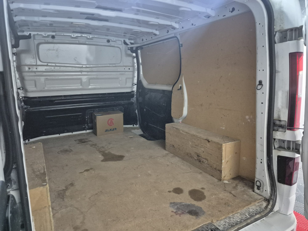 Opel Vivaro — 25
