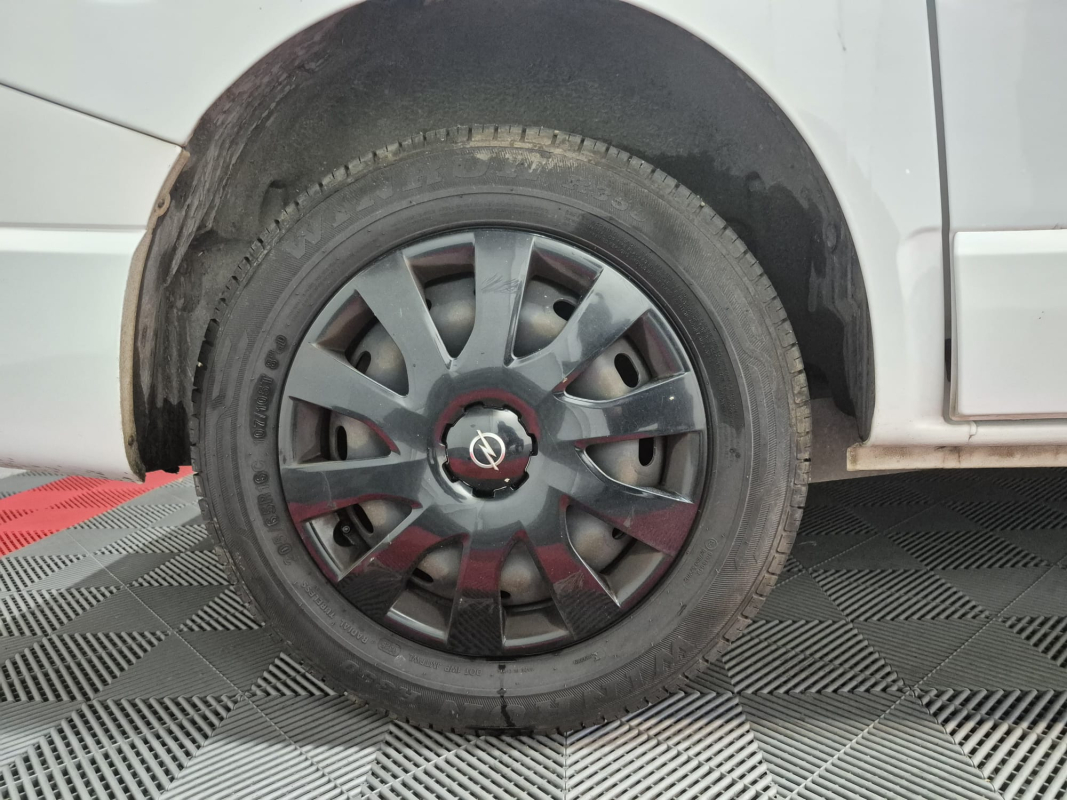 Opel Vivaro — 26