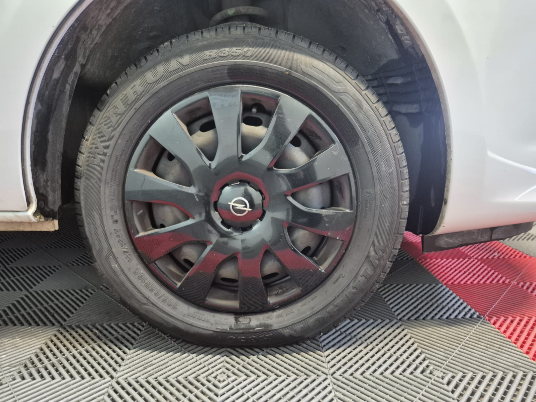 Opel Vivaro — 28
