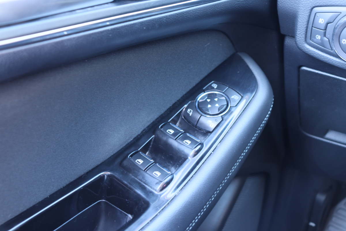 Ford S-Max — 27