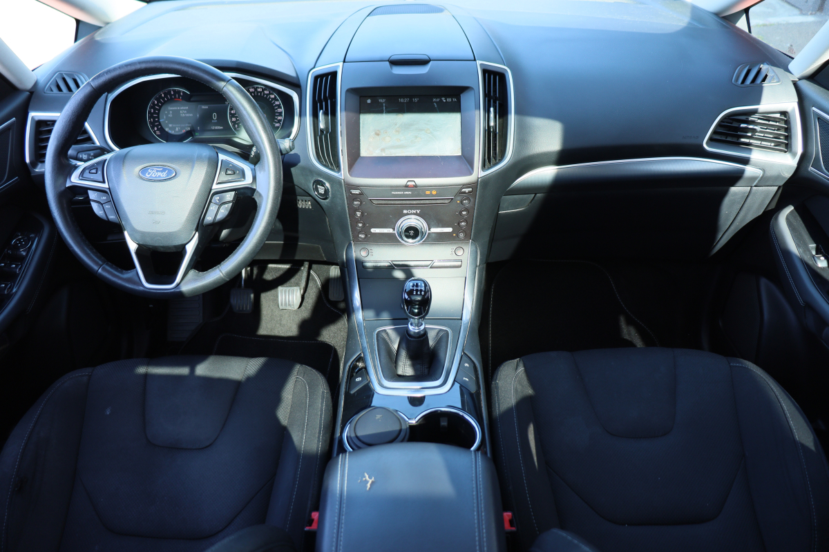 Ford S-Max — 11