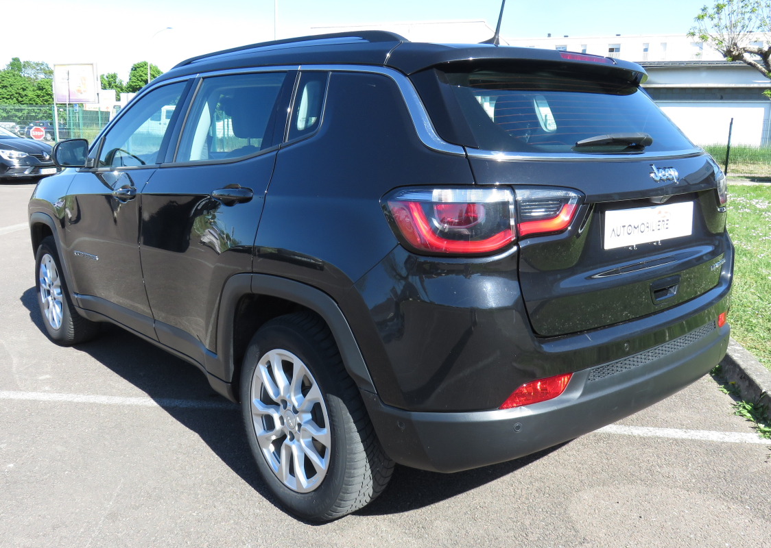 Jeep Compass — 7