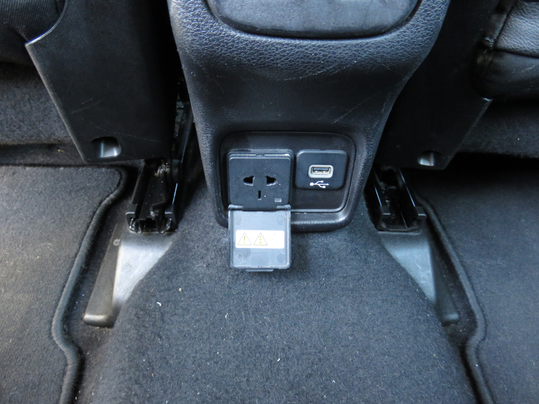 Jeep Compass — 31