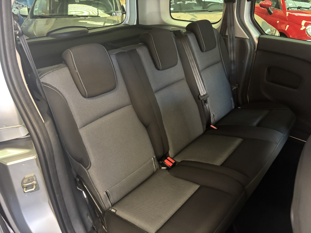 Renault Kangoo Van — 16