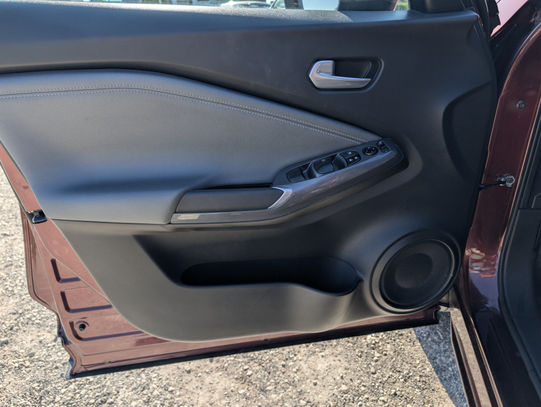 Nissan Juke — 16