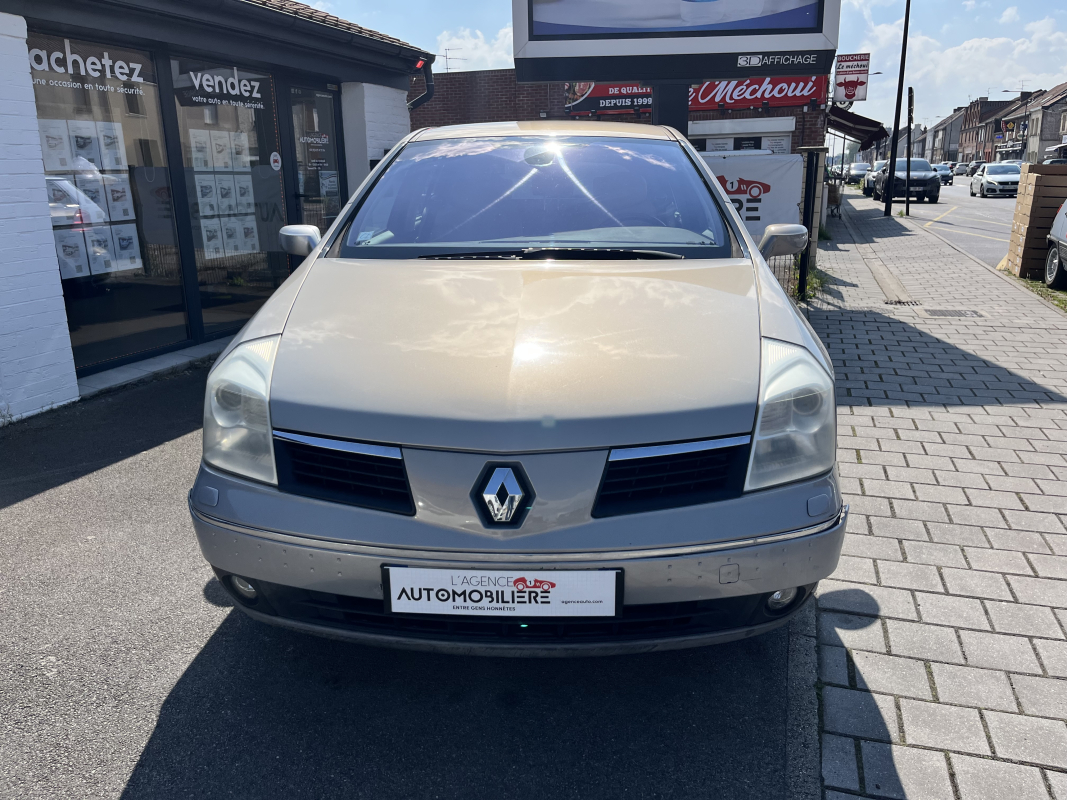 Renault Vel Satis — 9