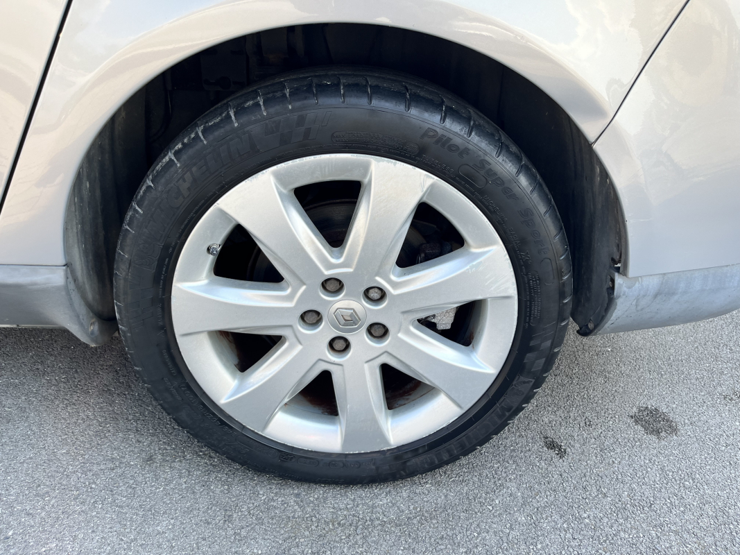 Renault Vel Satis — 24