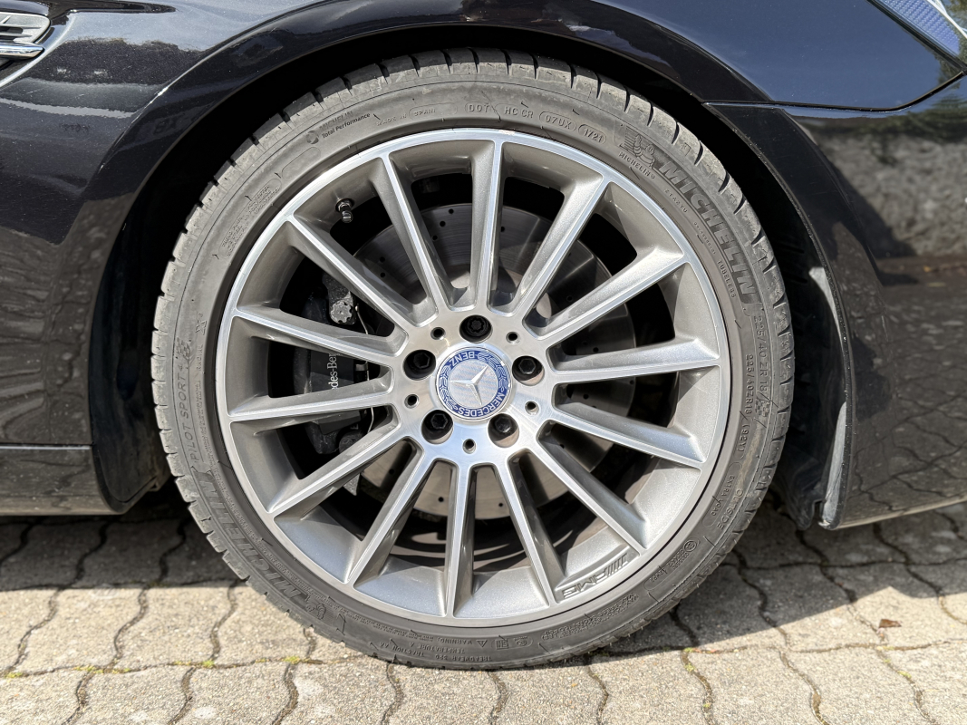 Mercedes SLC — 16