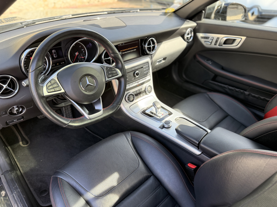 Mercedes SLC — 9
