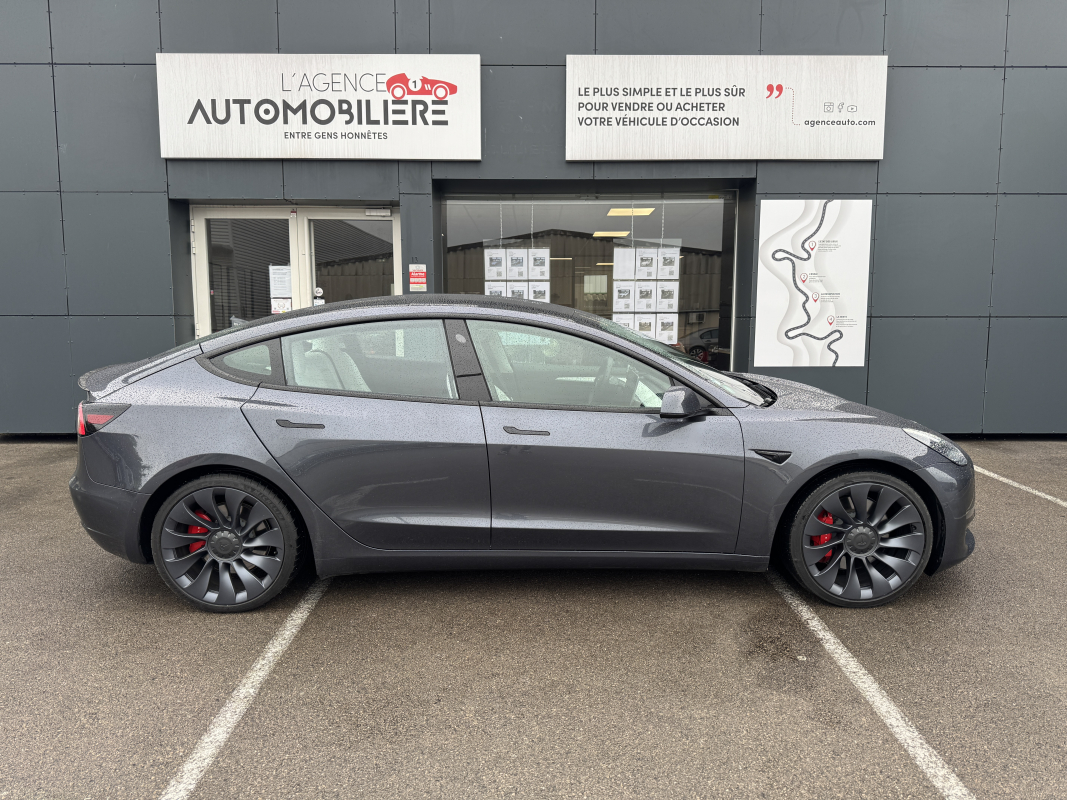 Tesla Model 3 — 6