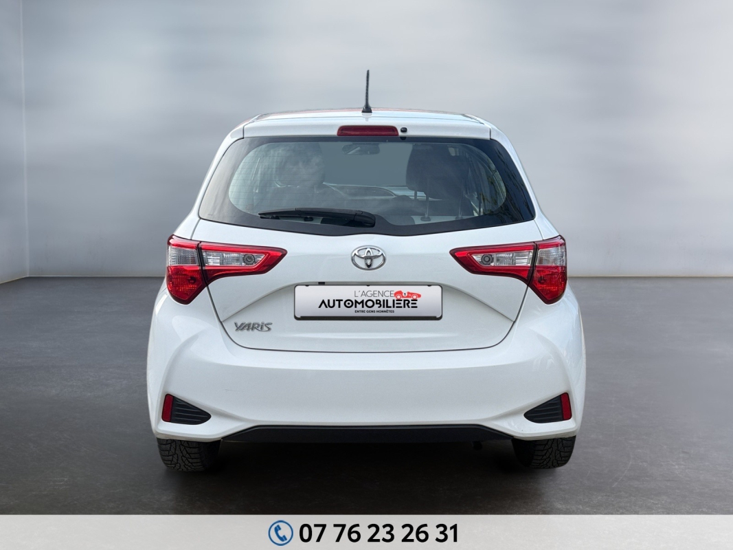 Toyota Yaris — 4