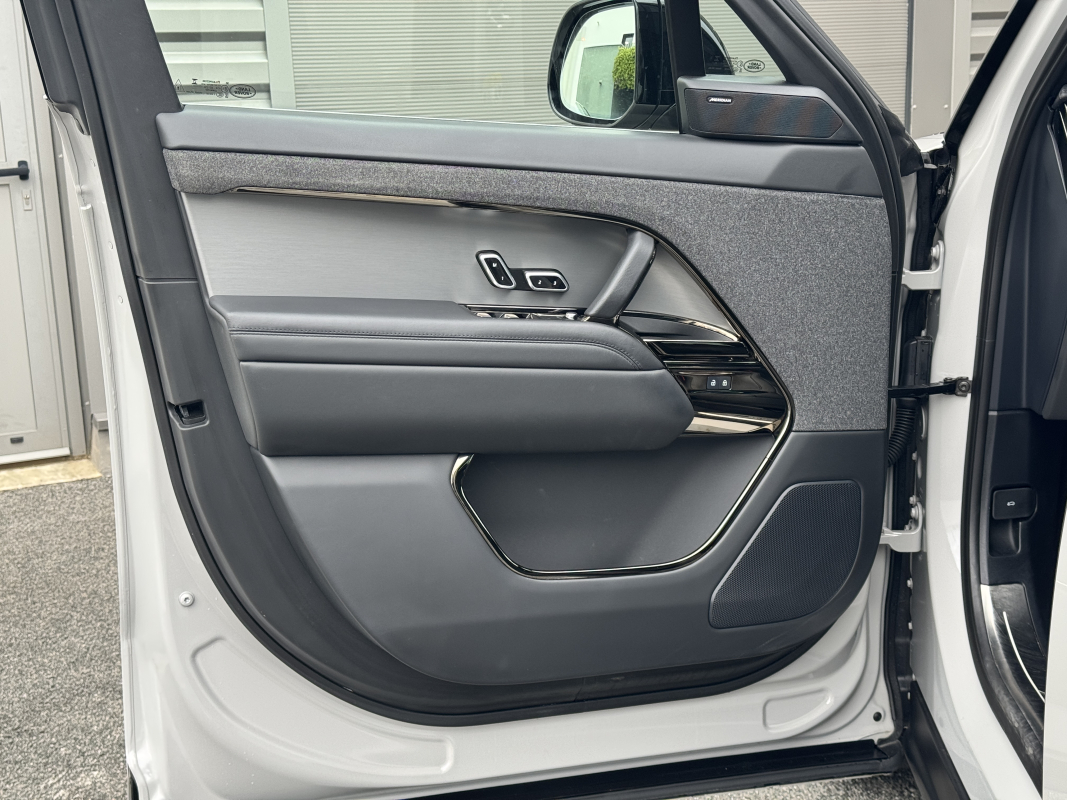 Land Rover Range Rover Sport — 31