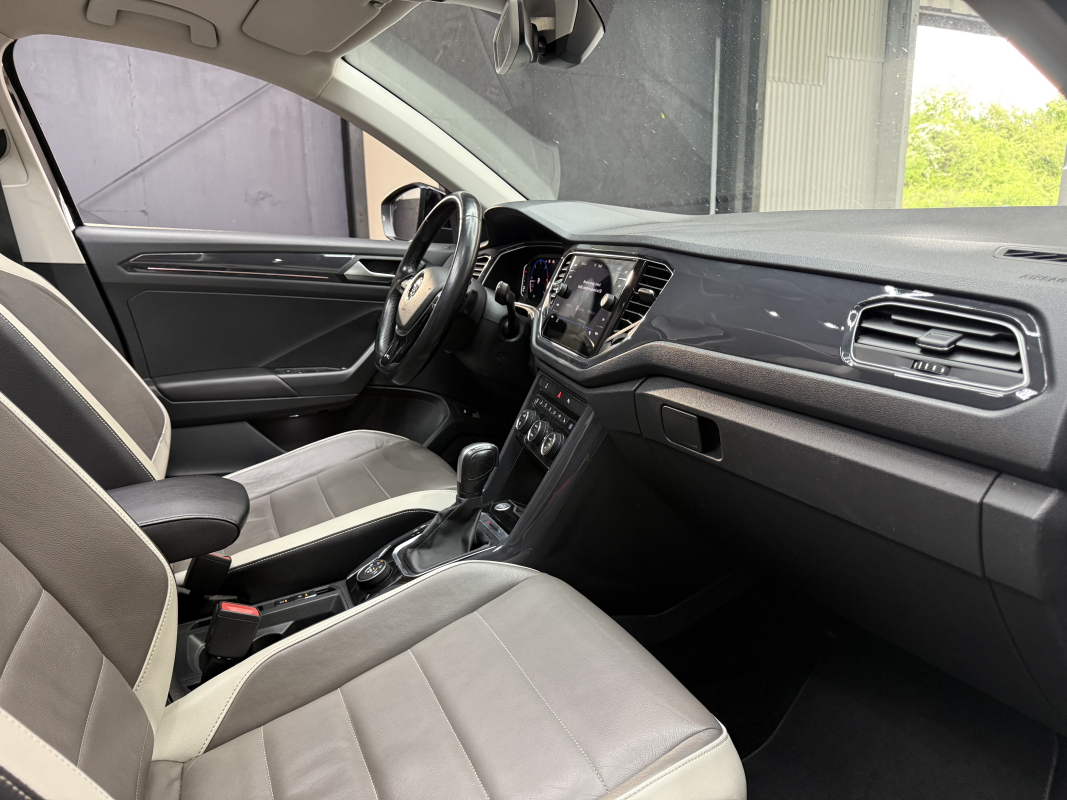 Volkswagen T-roc — 11