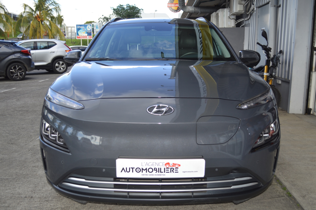 Hyundai KONA — 3